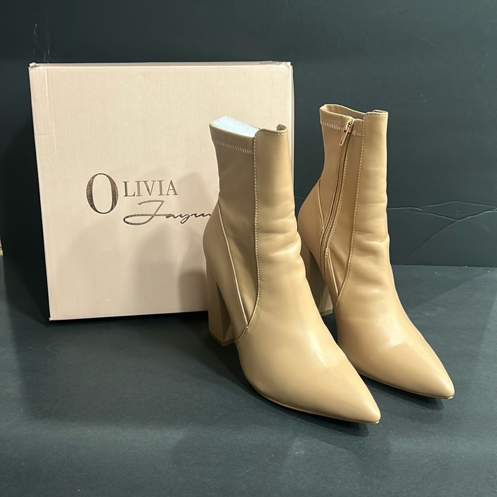 Olivia Fargiano Chunky Heel Bootie